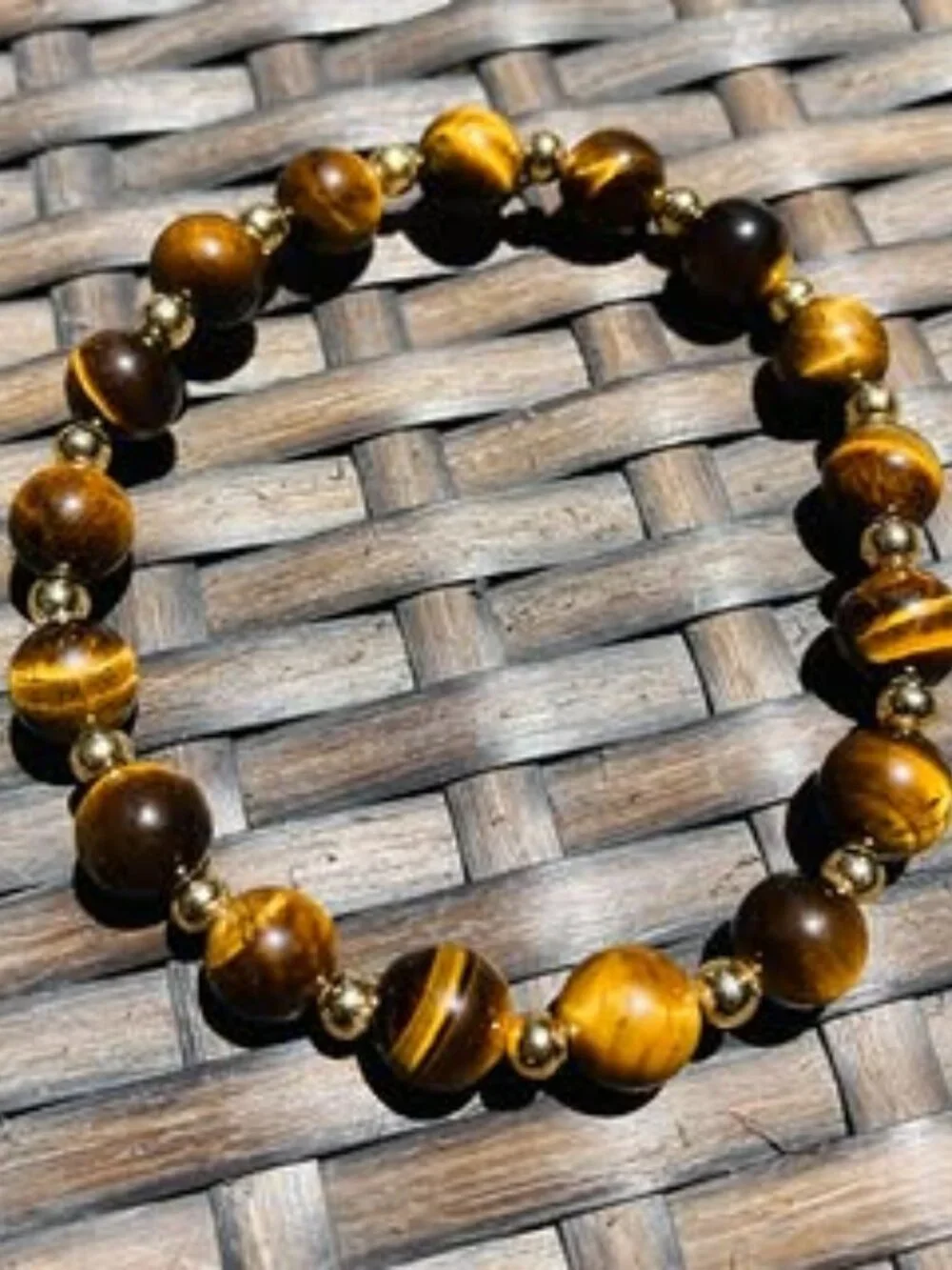 Healing with Tiger Eye ♥ Protection ♥ Clear thinking ♥ Personal empowerment ♥ In